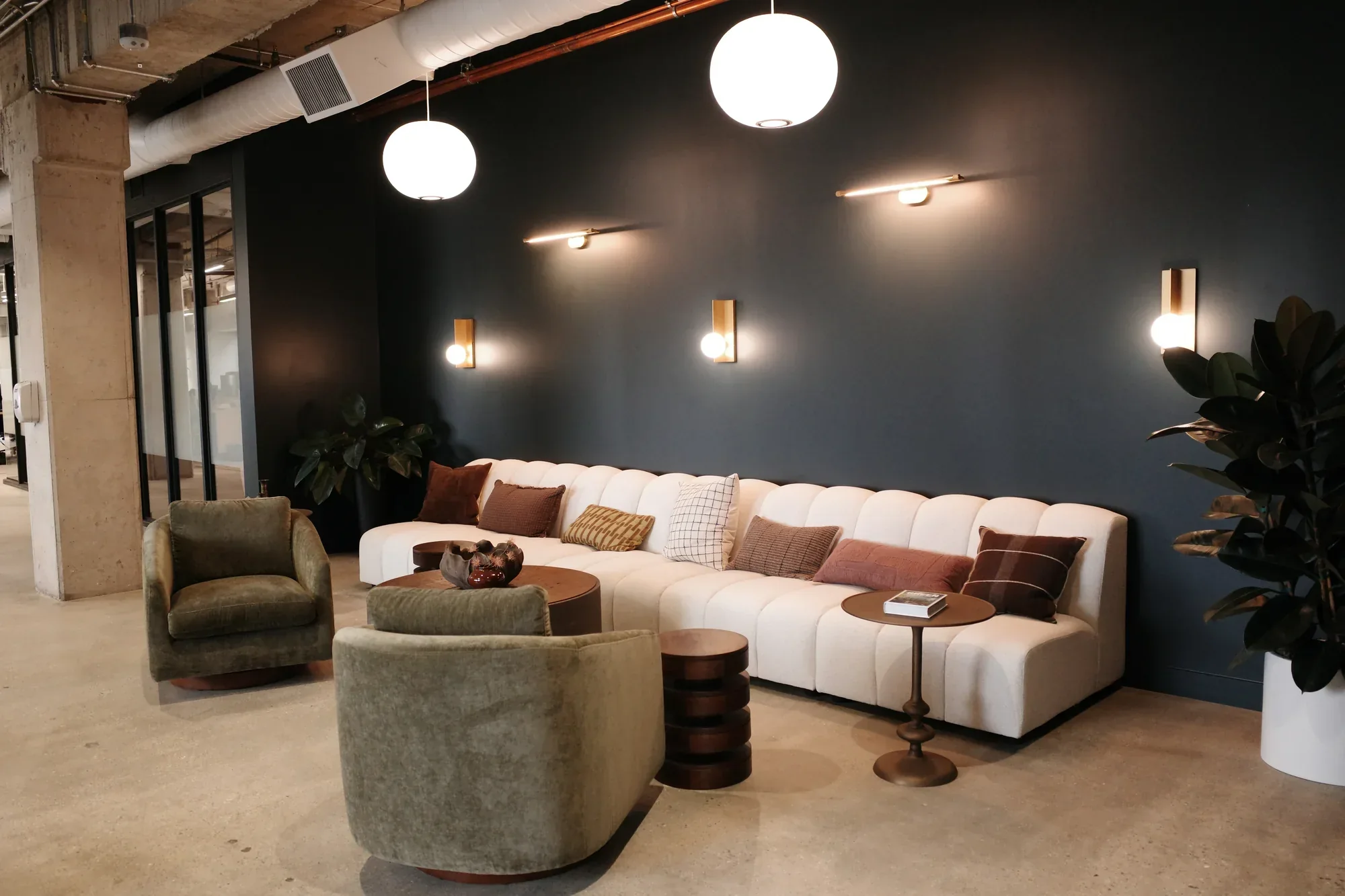 harvey lounge